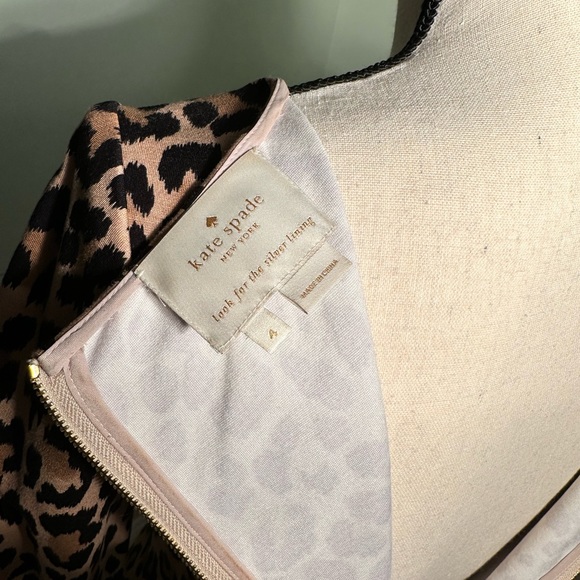 Kate Spade Animal print Fit and Flare dress. Size 4. - Picture 4 of 6